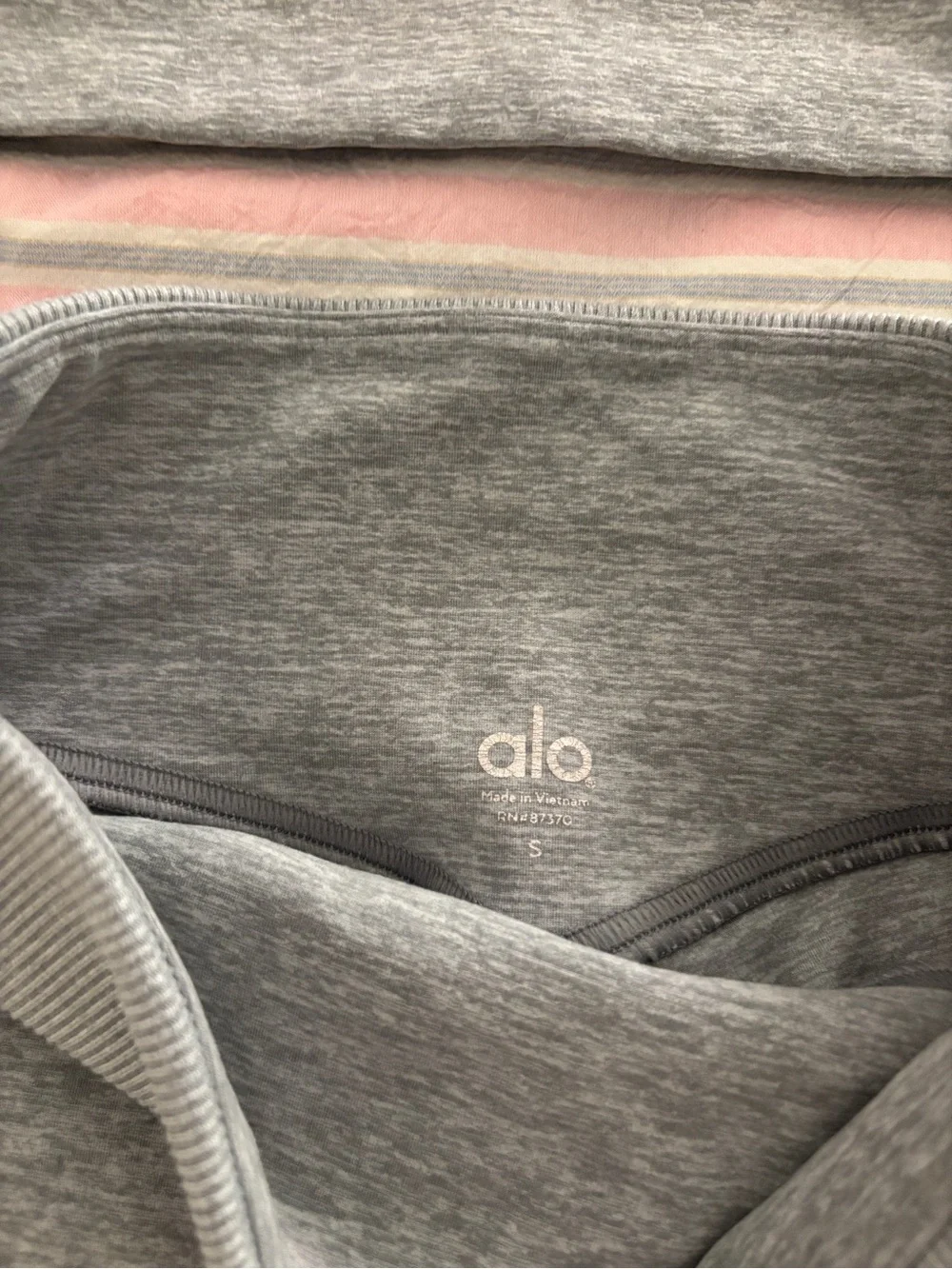 grey alo yoga workout set small